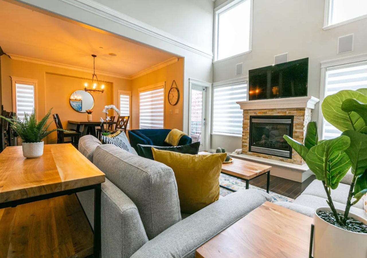 Bellamy Manor Large Home With 5Beds! In Langford Victoria Exterior foto